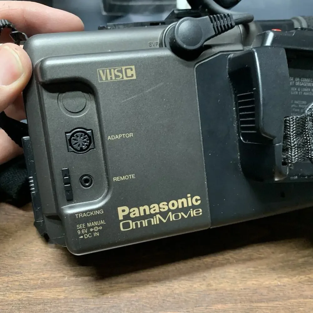 Vtg Panasonic OmniMovie VHSC Model PV-110D Camcorder Battery Charger 1987 More.